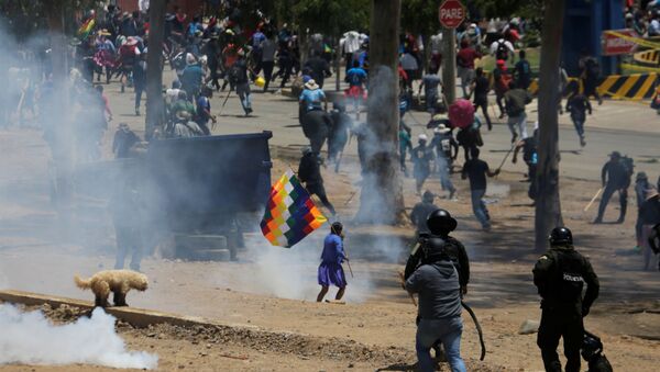 Campesinos cocaleros protestando en Cochabamba, Bolivia - Sputnik Mundo
