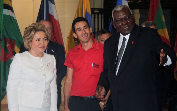 El presidente del parlamento cubano, Esteban Lazo, recibe a la presidenta del Consejo de la Federación de Rusia, Valentina Matvienko, en La Habana - Sputnik Mundo