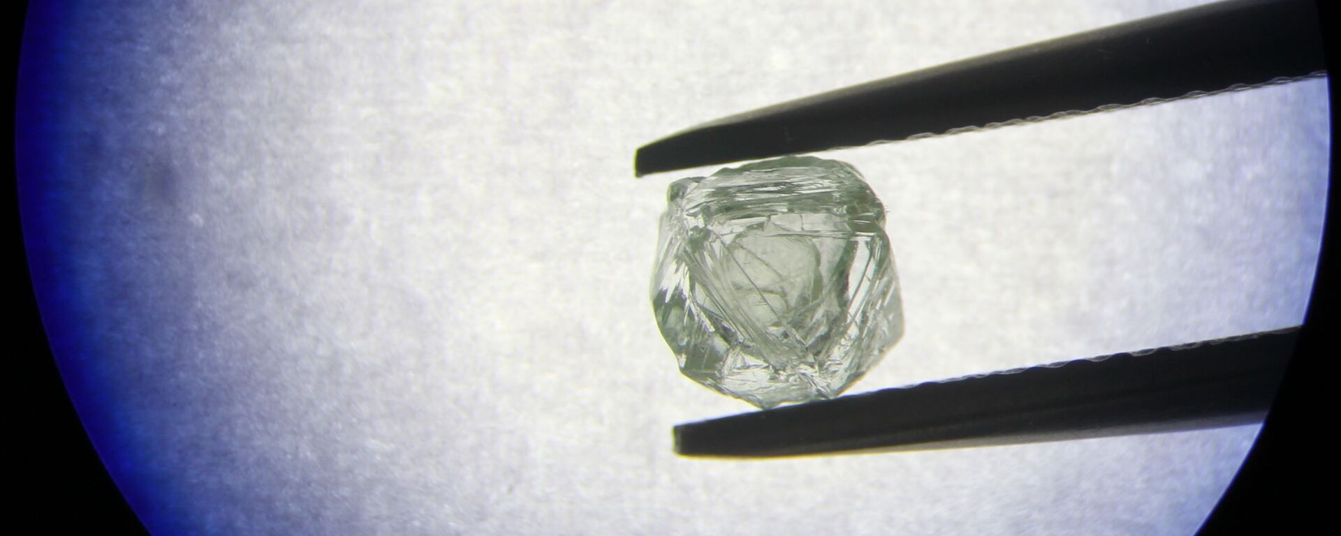 El diamante matrioshka extraído por la compañía rusa Alrosa - Sputnik Mundo, 1920, 21.11.2019
