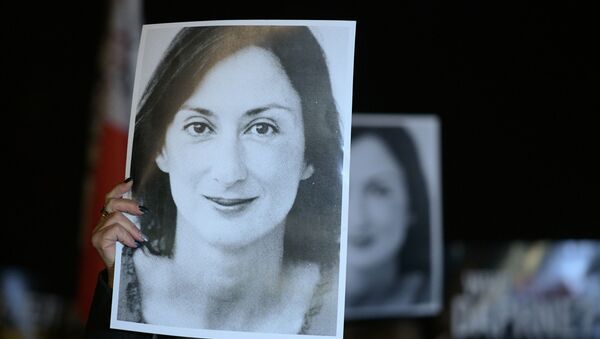 Un retrato de Daphne Caruana Galizia, la periodista maltesa asesinada - Sputnik Mundo