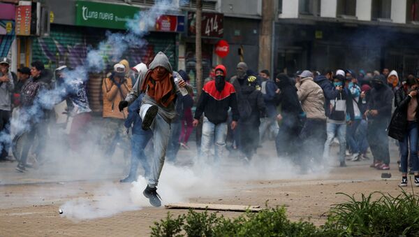 Disturbios en Bogotá, Colombia - Sputnik Mundo