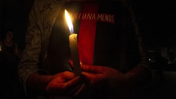 Ciudad de México conmemora con una velada a las víctimas de feminicidio - Sputnik Mundo