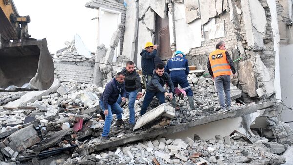 Последствия землетрясения в Албании - Sputnik Mundo