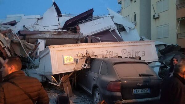 Последствия землетрясения в Албании. 26 ноября 2019  - Sputnik Mundo
