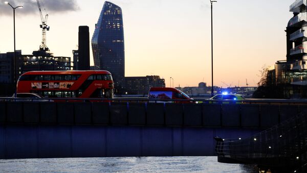 Situación en el puente de Londres tras el ataque - Sputnik Mundo