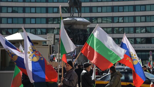 Las banderas de Rusia y Bulgaria - Sputnik Mundo