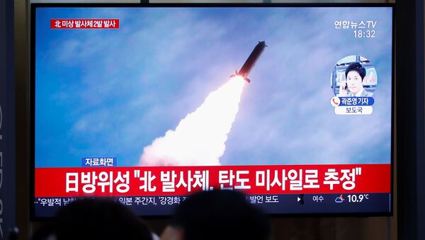 Lanzamiento de un misil norcoreano - Sputnik Mundo