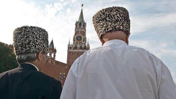 Dos chechenos en Rusia - Sputnik Mundo