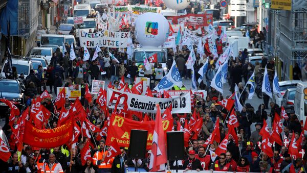 Protestas contra reformas de las pensiones en Francia - Sputnik Mundo