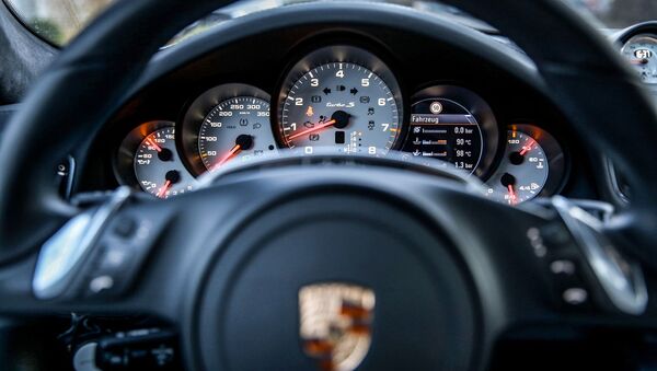 El volante del Porsche Turbo - Sputnik Mundo
