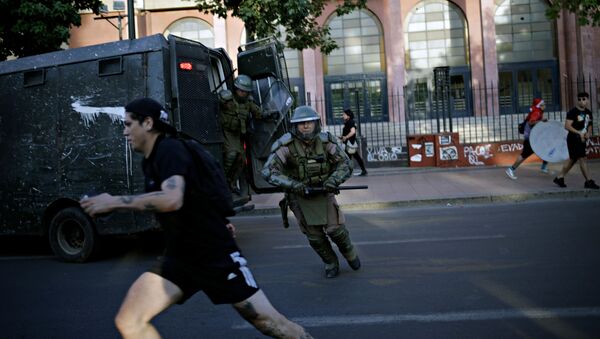 Disturbios en Chile - Sputnik Mundo