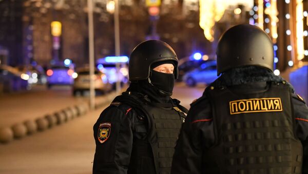 Agentes policiales en el centro de Moscú  - Sputnik Mundo