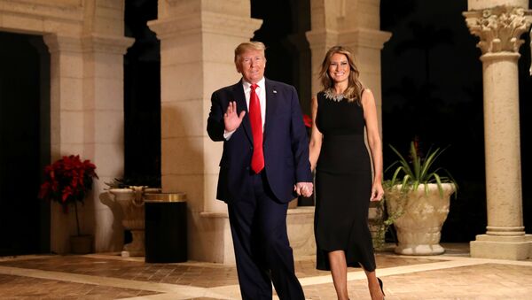 Presidente de EEUU, Donald Trump, con su esposa Melania  - Sputnik Mundo