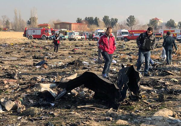 El lugar donde se estrelló el avión ucraniano en Irán - Sputnik Mundo