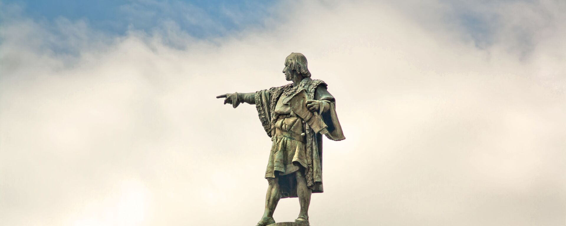 El monumento de Cristóbal Colón en Barcelona, España - Sputnik Mundo, 1920, 11.10.2021