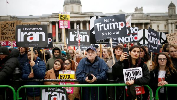 Una protesta por la paz en irán en Londres - Sputnik Mundo