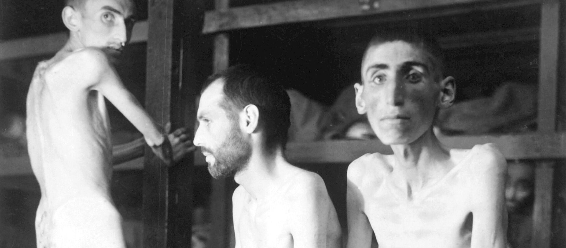Prisioneros en un campo de concentración nazi - Sputnik Mundo, 1920, 23.01.2020