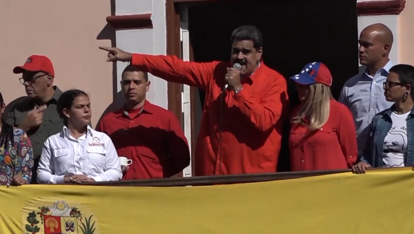 Maduro sobre Guaidó: La más grande payasada que jamás se ha hecho en política - Sputnik Mundo