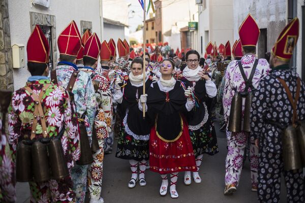 La fiesta 'La Endiablada' de España, en imágenes - Sputnik Mundo