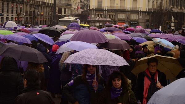 La huelga feminista del Día de la Mujer en España - Sputnik Mundo