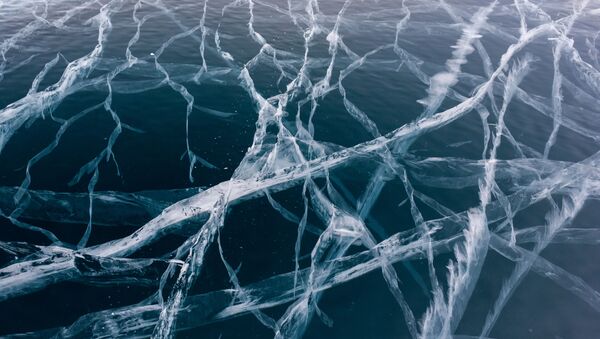 El hielo sobre Baikal - Sputnik Mundo