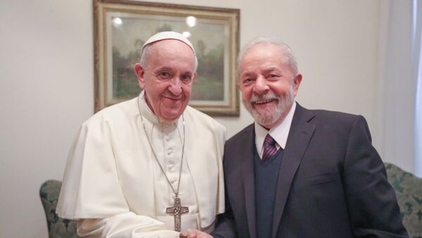 El papa Francisco y expresidente brasileño Luiz Inácio Lula da Silva - Sputnik Mundo
