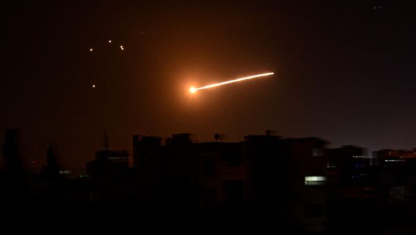 Un ataque a Damasco, la capital de Siria - Sputnik Mundo