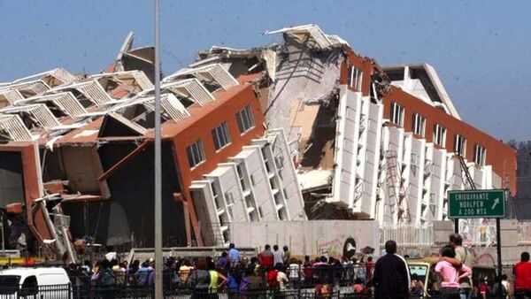 Edificio Alto Río tras el terremoto - Sputnik Mundo
