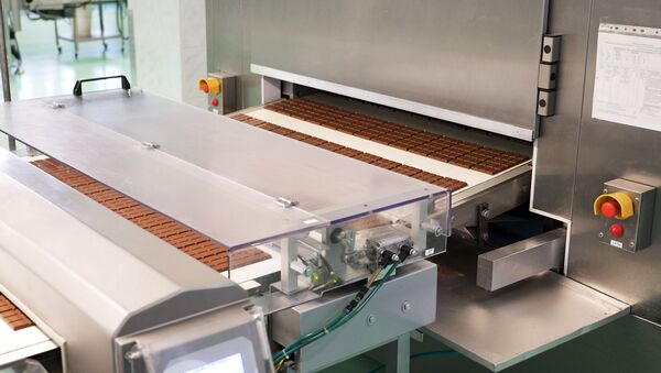 Fabricación del chocolate en la fábrica Krasni Oktiabr - Sputnik Mundo