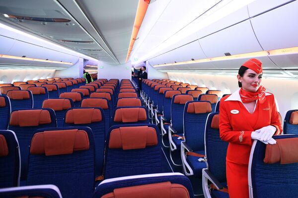 Silencioso y ecológico: así es el primer Airbus A350-900 de Aeroflot
 - Sputnik Mundo
