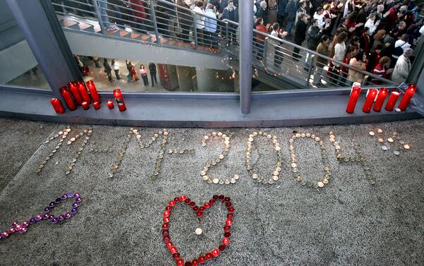 Homenaje a las víctimas del atentando del 11-M en la estación de Atocha - Sputnik Mundo