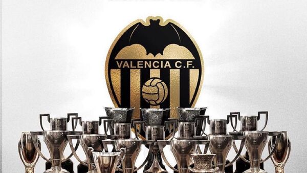 El logo del club Valencia C.F. - Sputnik Mundo