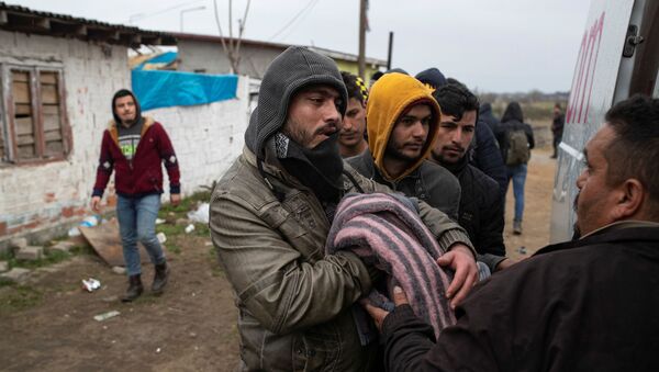 Migrantes en la frontera greco-turca - Sputnik Mundo