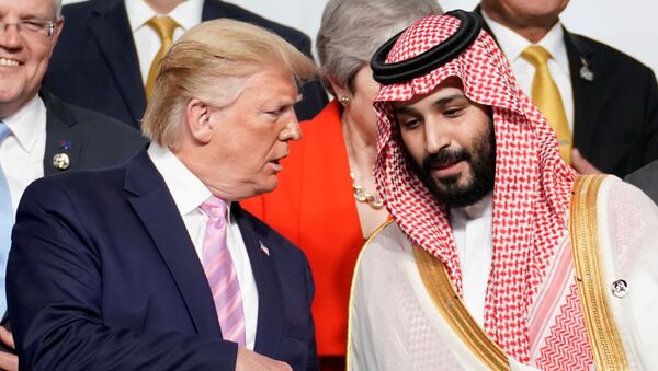 El presidente de EEUU, Donald Trump y el príncipe heredero de Arabia Saudí, Mohammed bin Salman (archivo) - Sputnik Mundo
