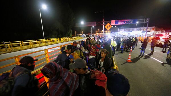 Migrantes venezolanos en la frontera de Colombia y Ecuador - Sputnik Mundo