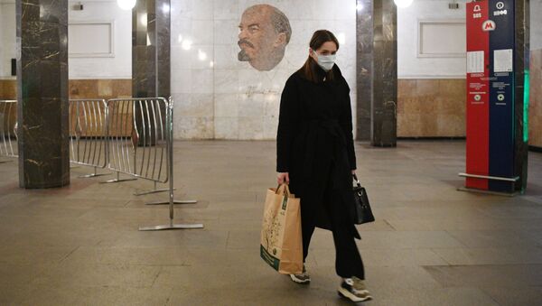 El metro de Moscú queda vacío por la pandemia

 - Sputnik Mundo