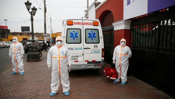 Ambulancia en Lima, Perú - Sputnik Mundo