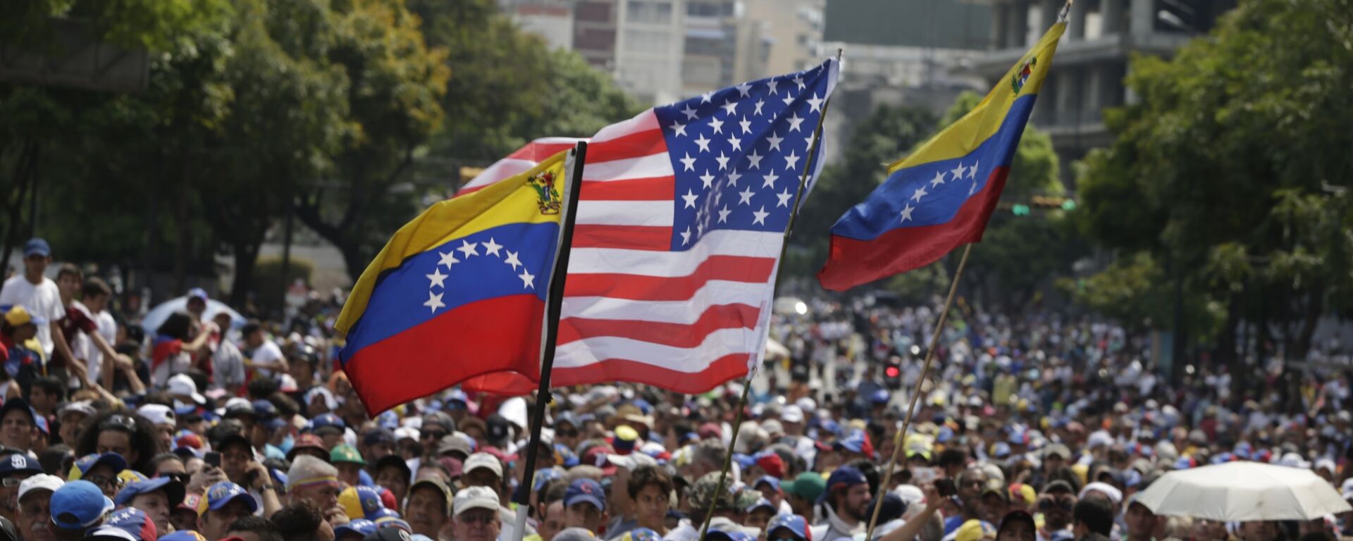 Banderas de Venezuela y EEUU - Sputnik Mundo, 1920, 26.05.2022