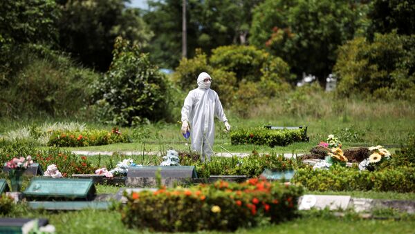 Un cementerio en Brasil - Sputnik Mundo