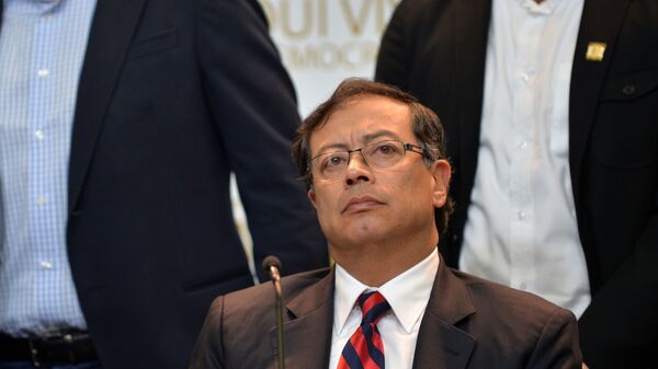 Gustavo Petro, excandidato presidencial y líder de la oposición en Colombia - Sputnik Mundo