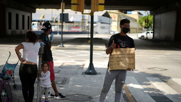 Migrantes venezolanos en Ecuador durante el brote de coronavirus - Sputnik Mundo