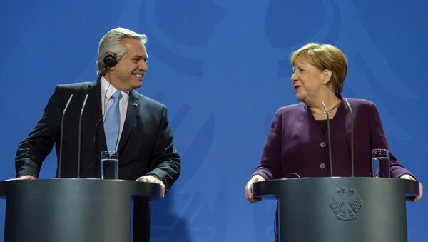 El presidente de Argentina, Alberto Fernández y la canciller alemana, Angela Merkel - Sputnik Mundo