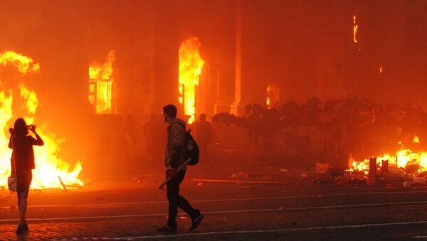 El incendio en la casa de los sindicatos en Odesa - Sputnik Mundo