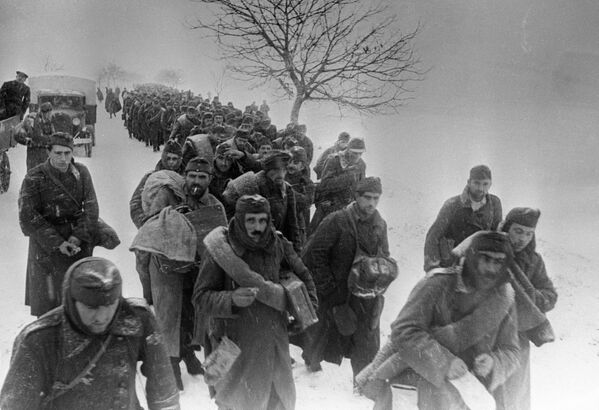 Tragedia y heroísmo del pueblo de la URSS en las imágenes de la Segunda Guerra Mundial - Sputnik Mundo