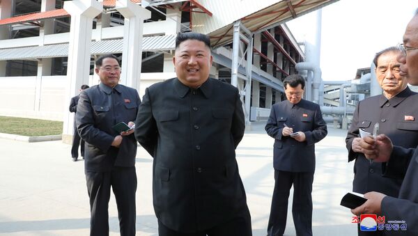 Kim Jong un, líder norcoreano - Sputnik Mundo