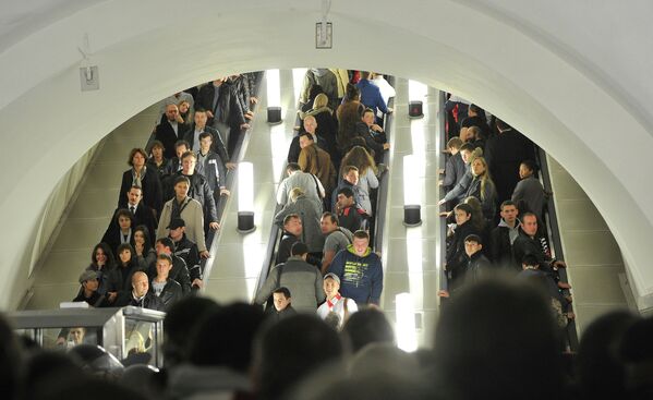 El más bello y preciso del mundo: el metro de Moscú cumple 85 años - Sputnik Mundo