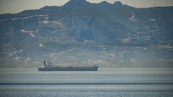 Uno de los buques iraníes con destino a Venezuela navega en aguas internacionales (archivo) - Sputnik Mundo