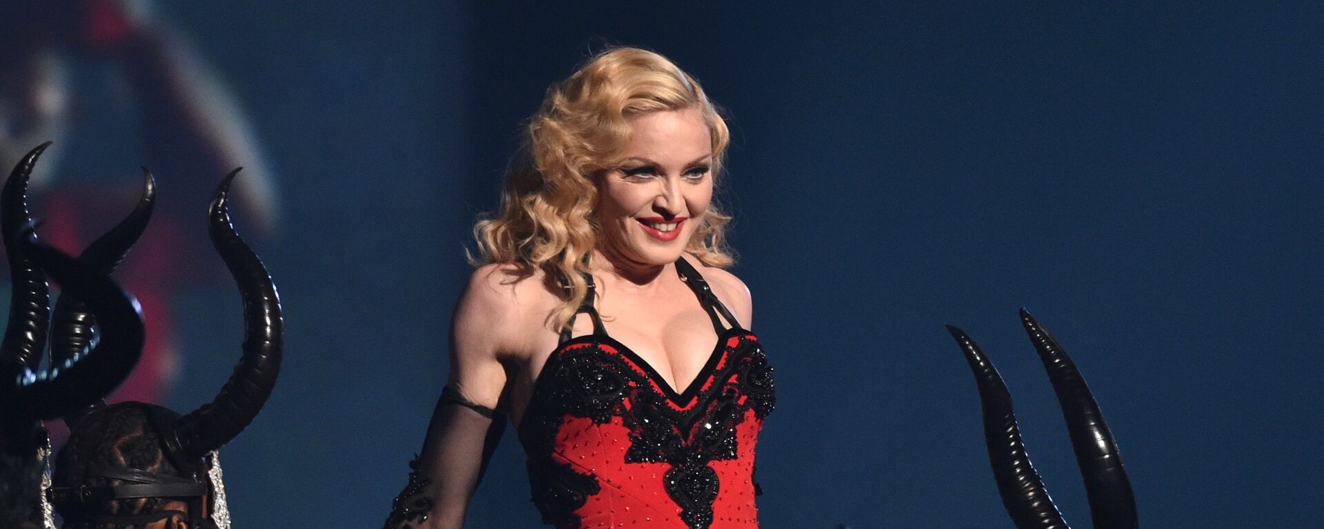 Певица Мадонна выступает на 57-й ежегодной премии Грэмми в Лос-Анджелесе, США, 2015 год - Sputnik Mundo, 1920, 11.01.2023