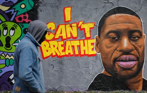 'No puedo respirar': los grafitis en memoria de George Floyd 

 - Sputnik Mundo
