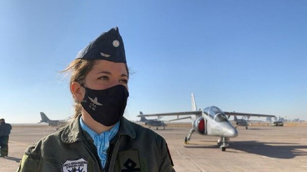 Sofía Vier, primera aviadora argentina - Sputnik Mundo